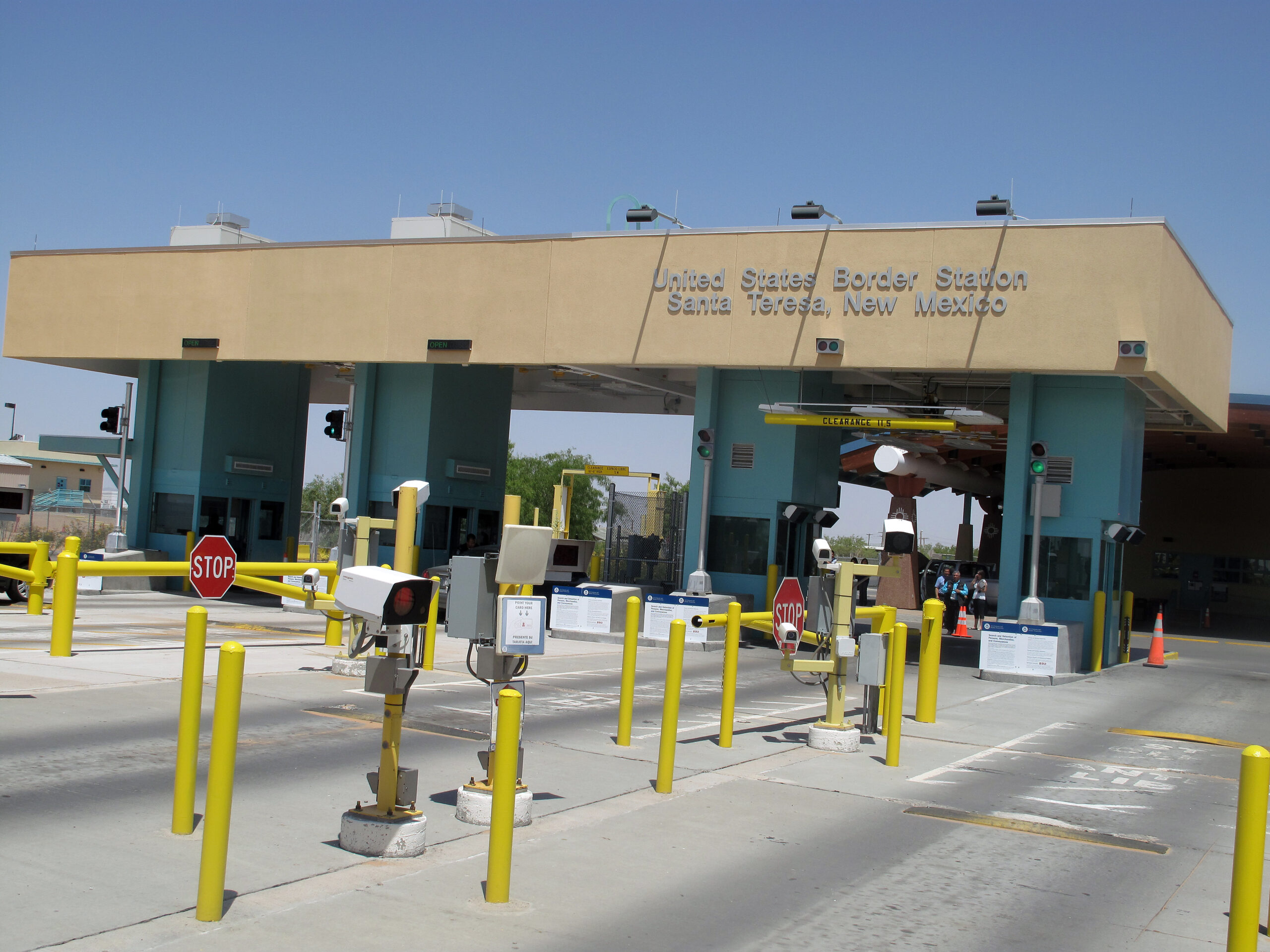 A photo of the Santa Teresa Port of Entry.